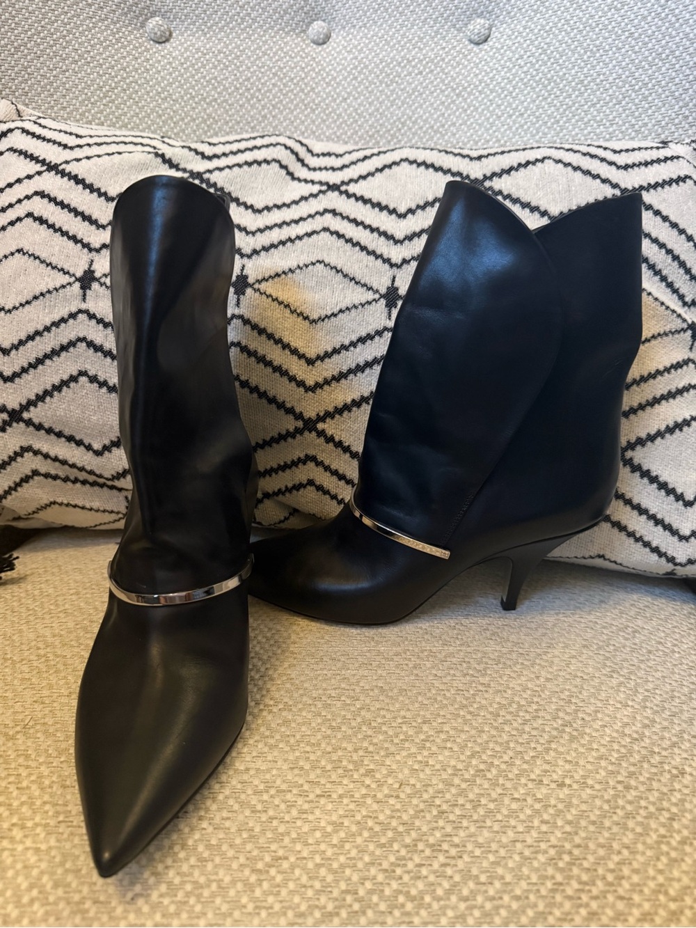 Givenchy Black Pointed Leather Mid-Calf Boots with Metallic Accent - Picture 7 of 10